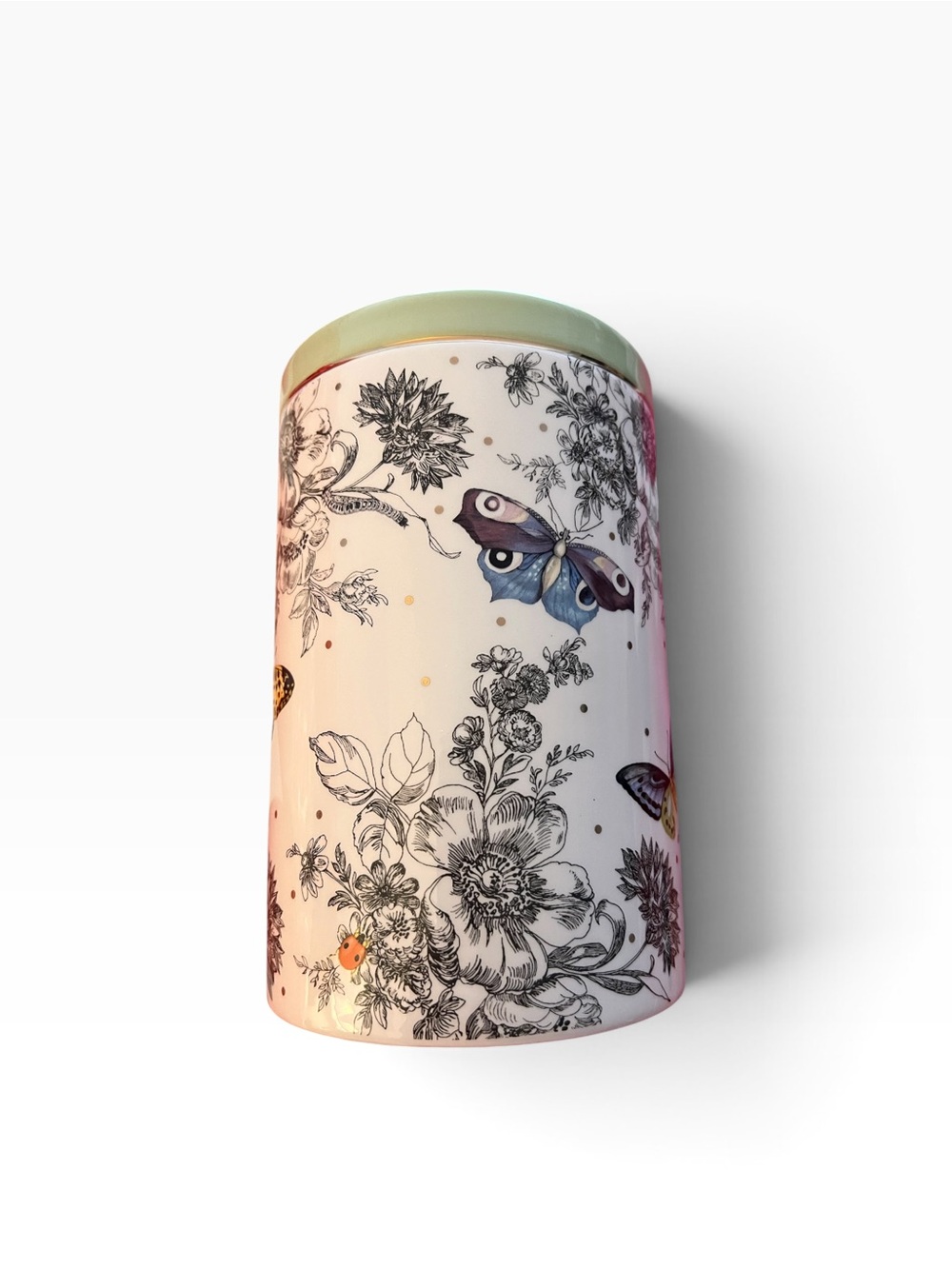 MacKenzie-Childs NWOT, no longer available, beautiful Butterfly Toile Short Vase